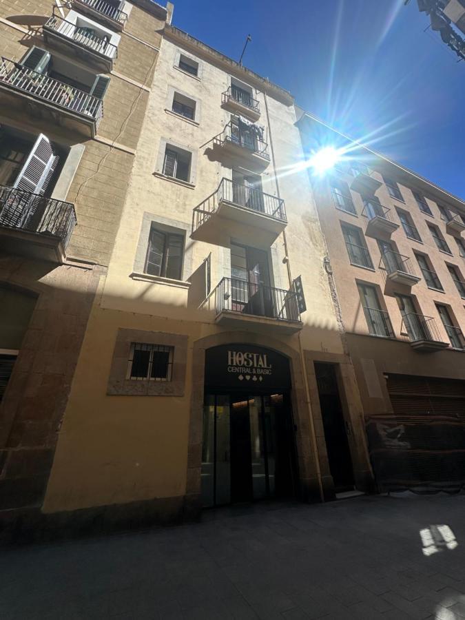Central And Basic Drassanes Hostel برشلونة المظهر الخارجي الصورة